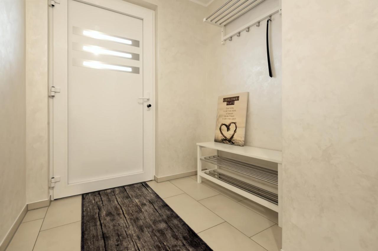 Modern Wohnen I Smart Tv I Terrasse I 2X Parkplatz I 2 Schlafzimmer I 6 Schlafplaetze 巴特恩豪森 外观 照片